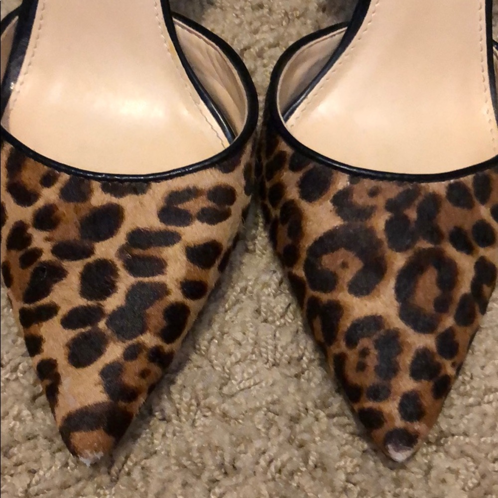 Leopard Heels ๐ - Picture 2 of 6